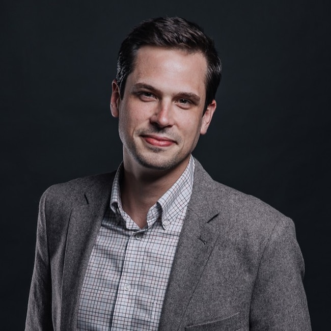 Agent Photo
