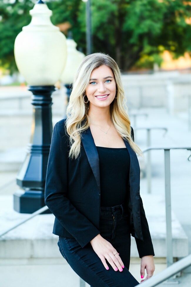 Agent Photo