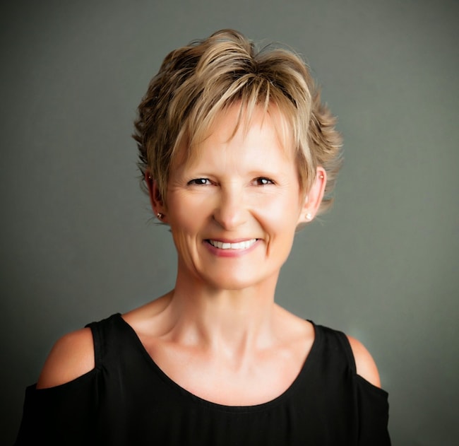 DONNA DAHL