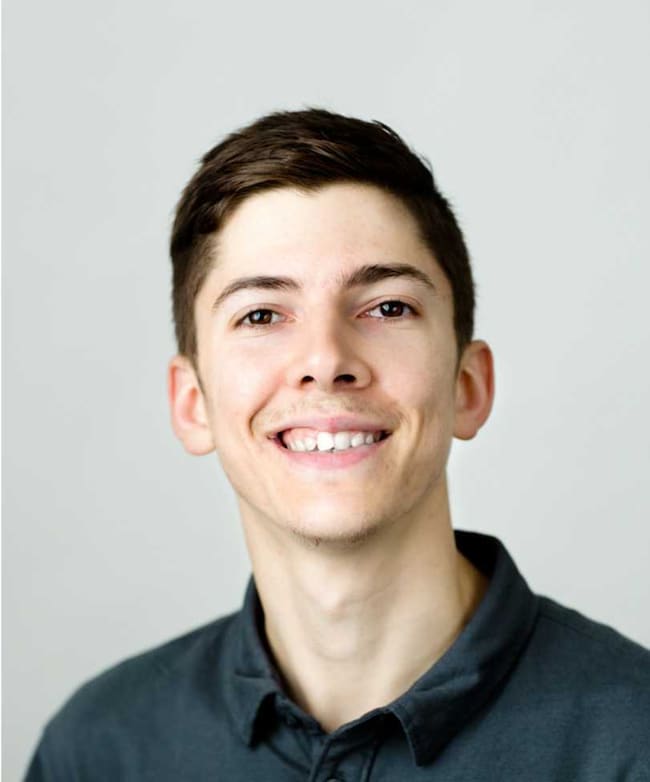 Agent Photo