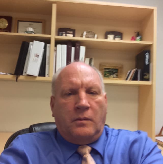 Agent Photo