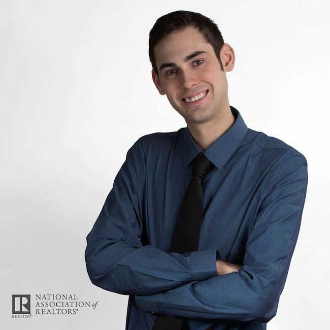Agent Photo