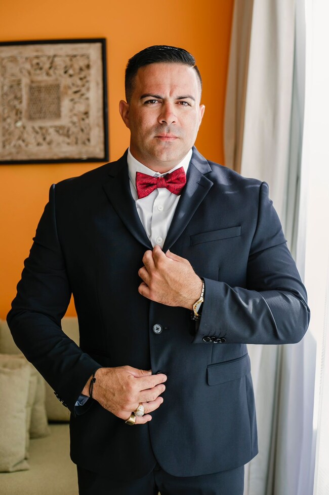 Agent Photo