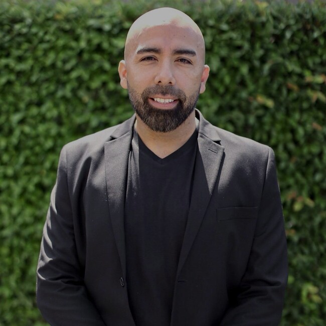 Agent Photo
