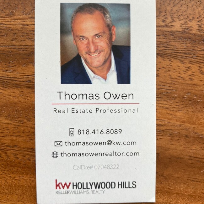 Agent Photo