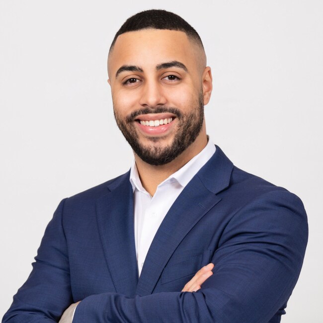 Agent Photo