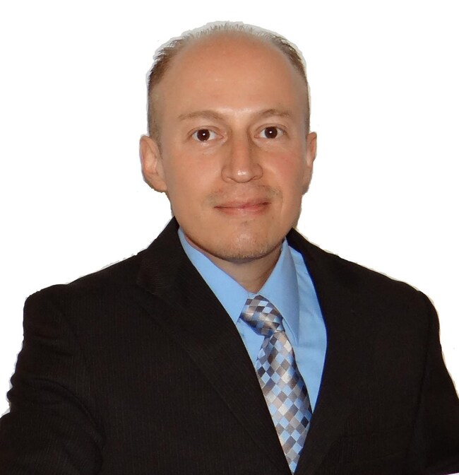 Agent Photo