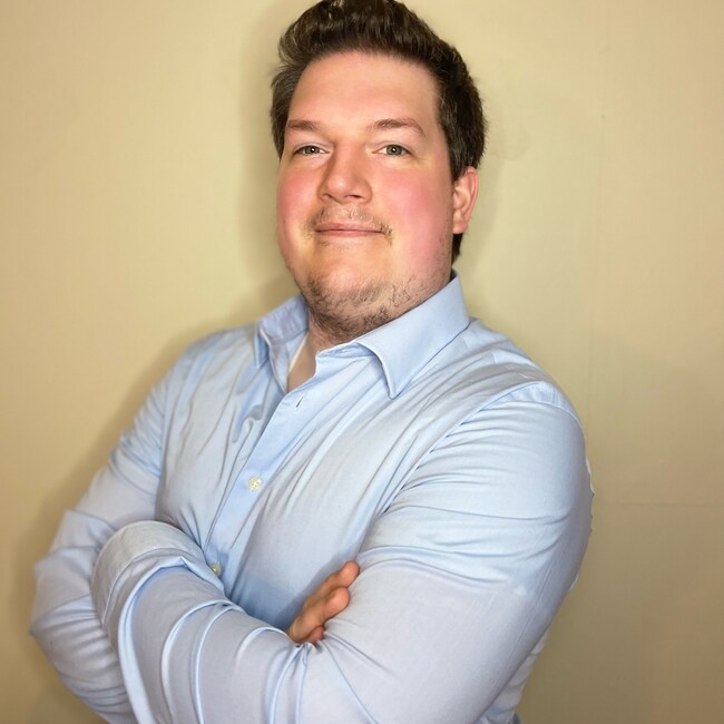 Agent Photo