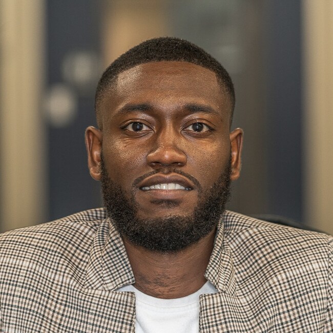 Agent Photo