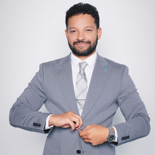 Agent Photo