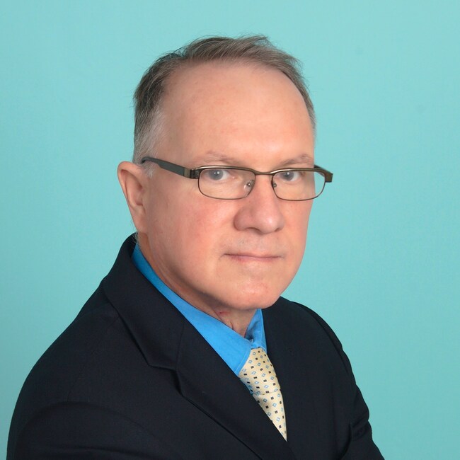Agent Photo
