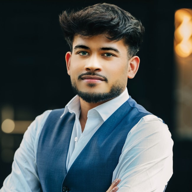 Agent Photo