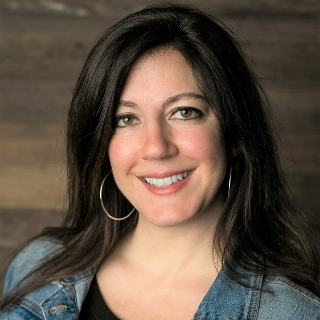 Heather Ryan, Real Estate Agent in Fayetteville, NY