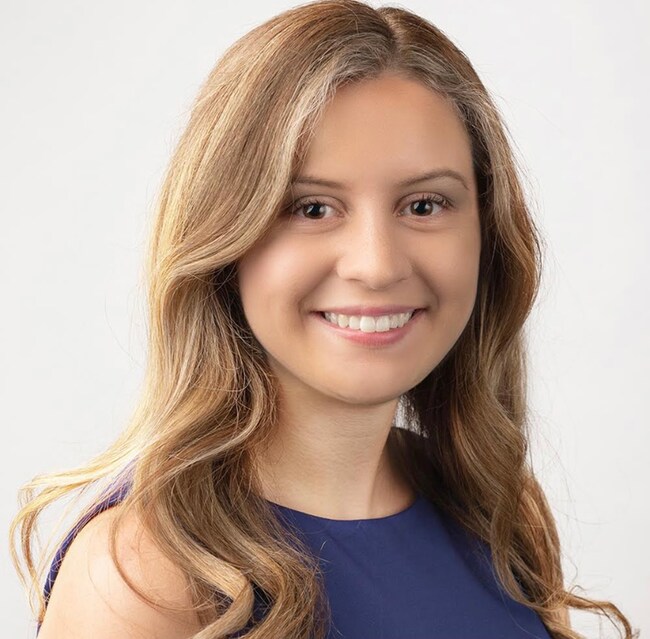 Vanessa Kroledge, Real Estate Agent in Valparaiso, IN