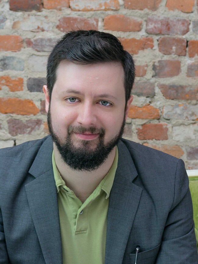 Agent Photo