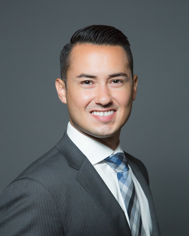 Agent Photo