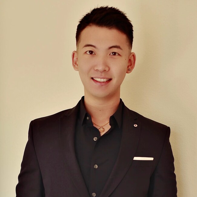 Agent Photo