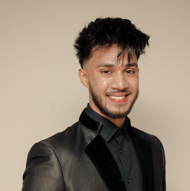 Agent Photo