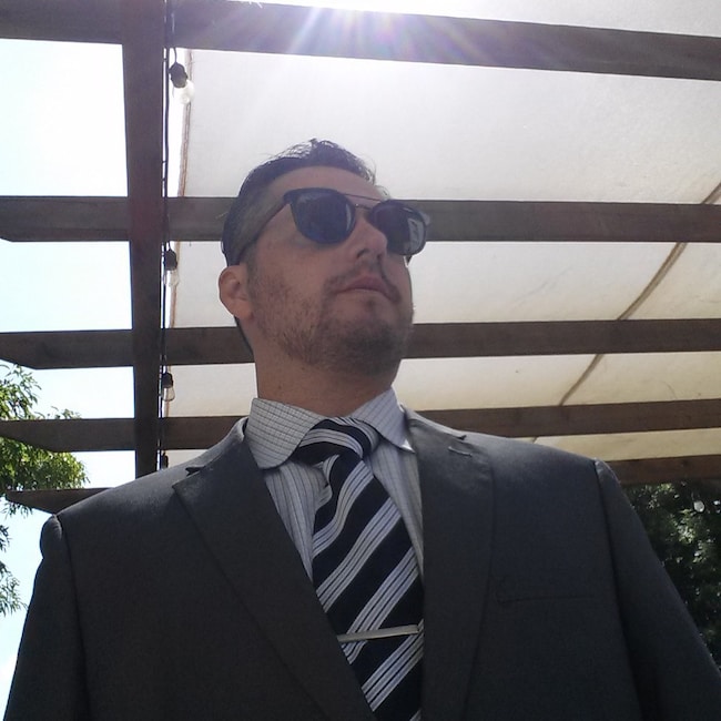Agent Photo
