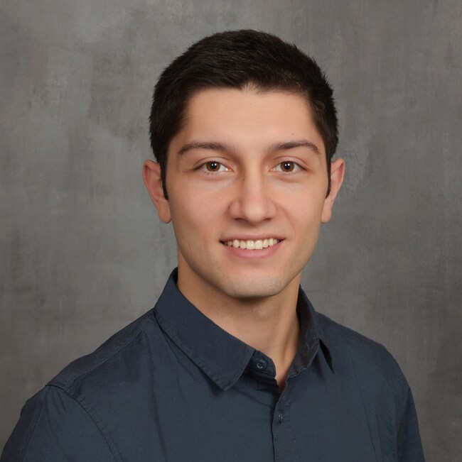 Agent Photo
