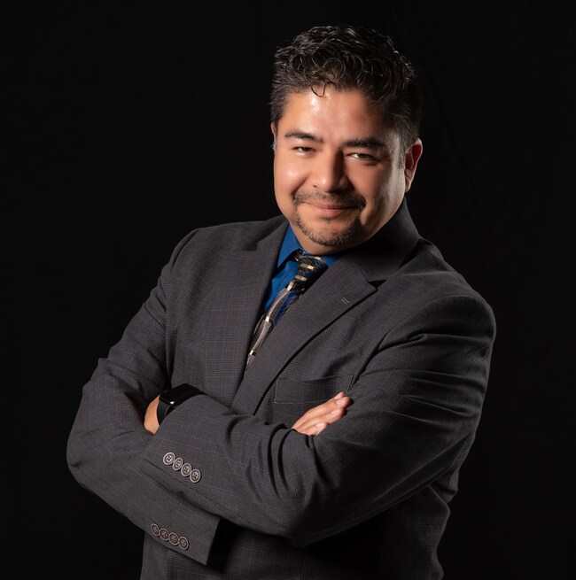 Agent Photo