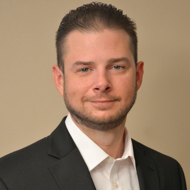 Agent Photo
