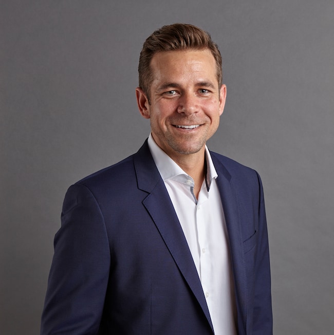 Agent Photo