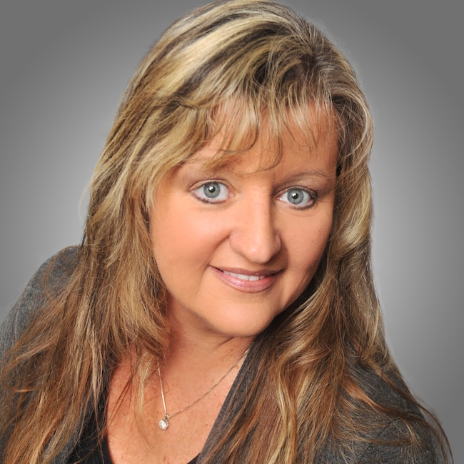 Dana O'Donoghue, Real Estate Agent in Hendersonville, TN