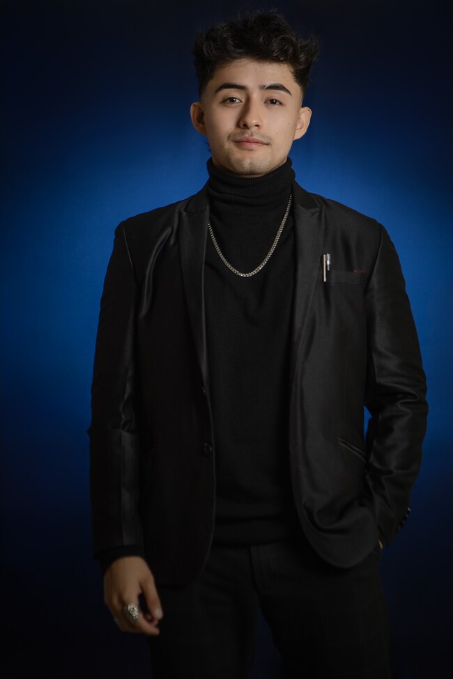 Agent Photo