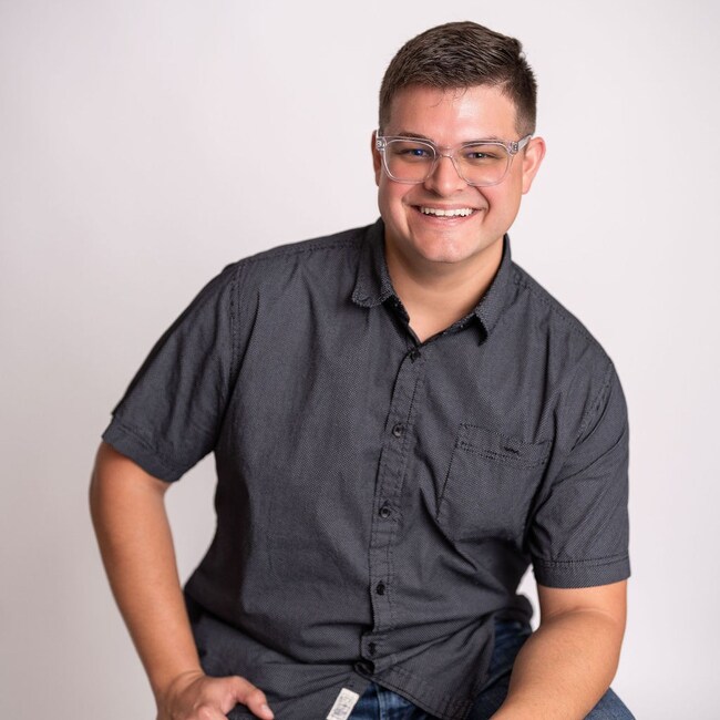 Agent Photo