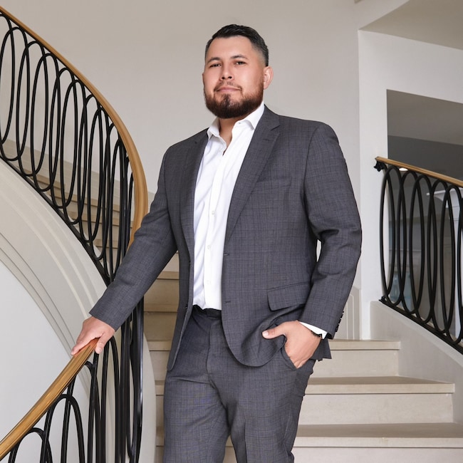 Agent Photo