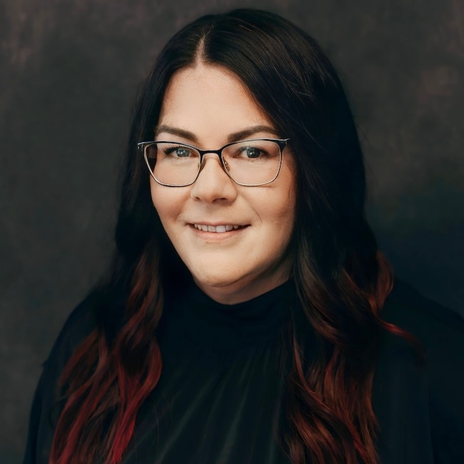 Nicole L. Dye