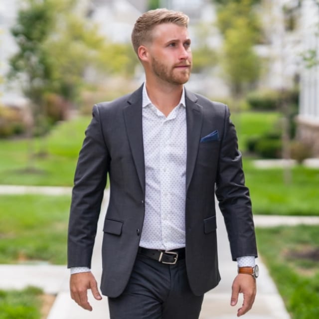 Agent Photo