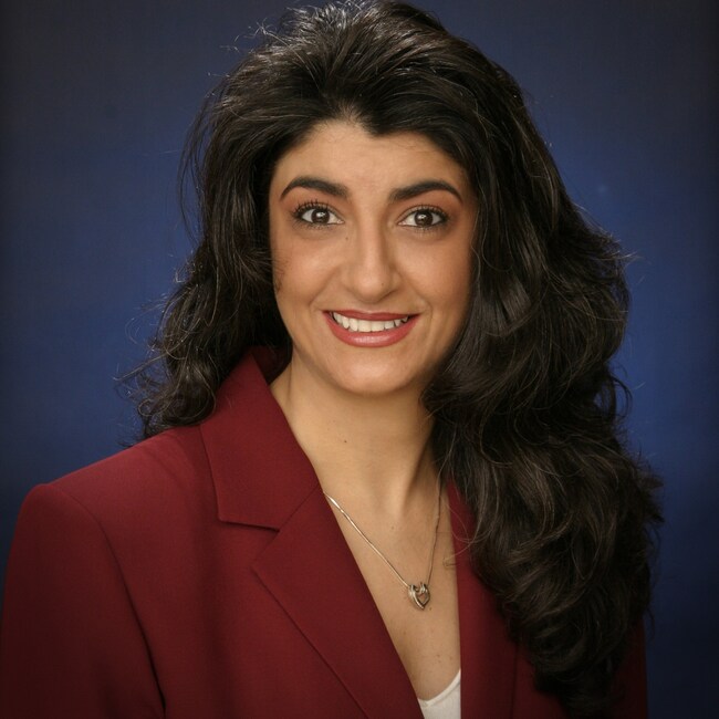 Hilda Ambarsoom Real Estate Agent - Keller Williams R. E. Services