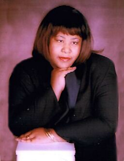 Sandra Shellie