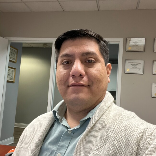 Agent Photo