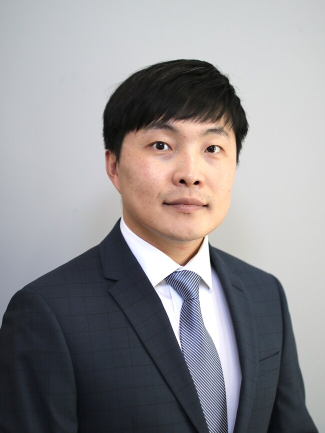 Agent Photo