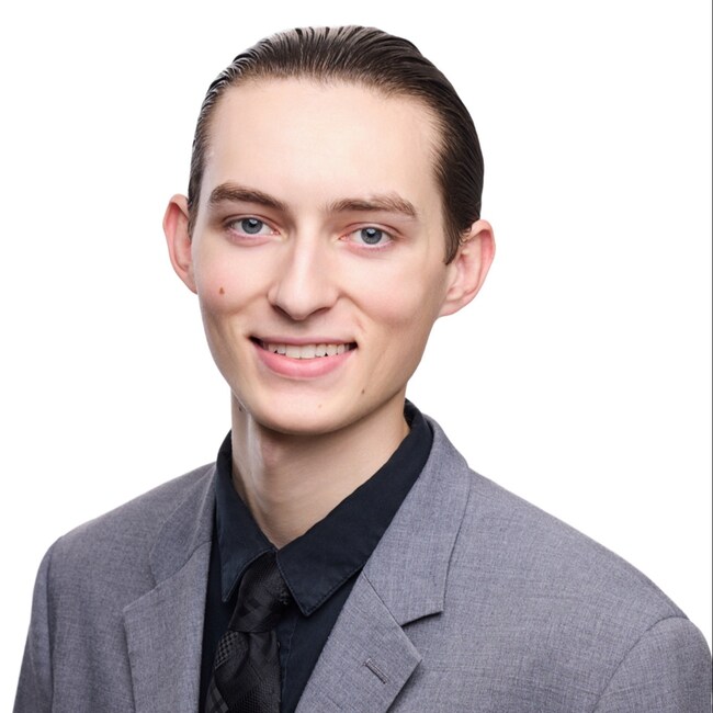 Agent Photo