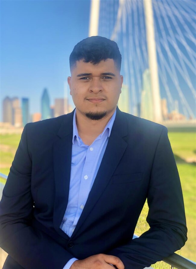 Agent Photo