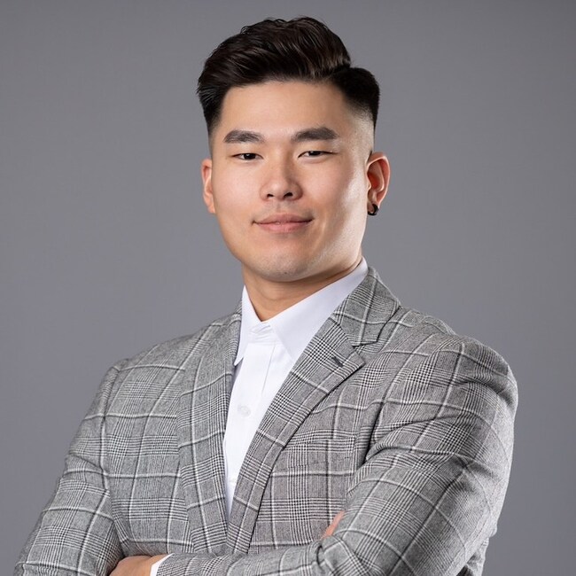 Agent Photo