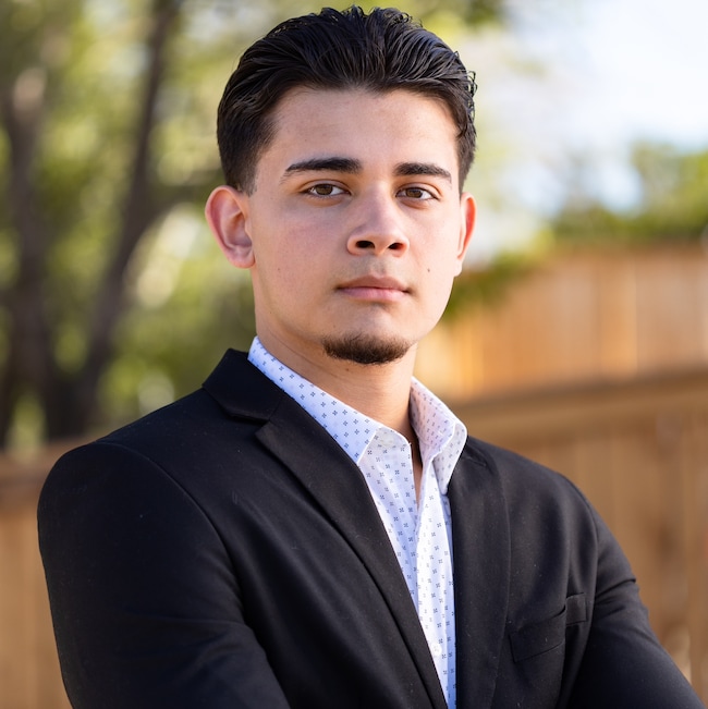 Agent Photo