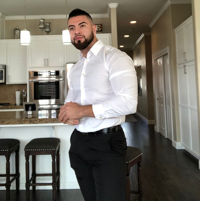 Agent Photo