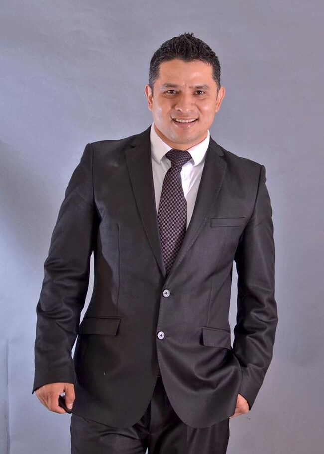 Agent Photo