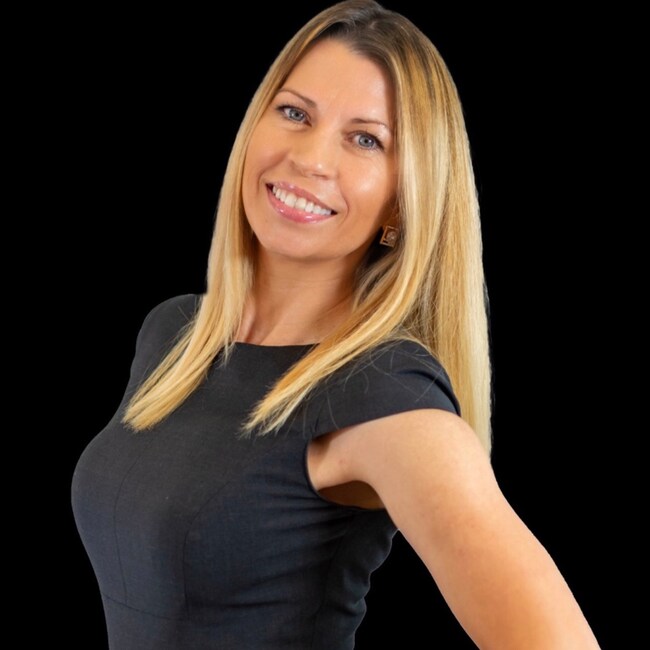 Agent Photo