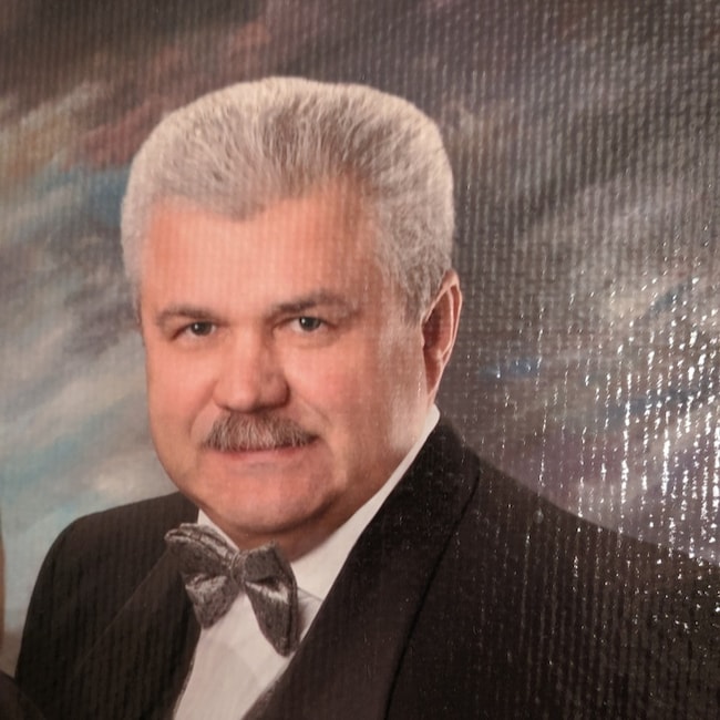 Agent Photo