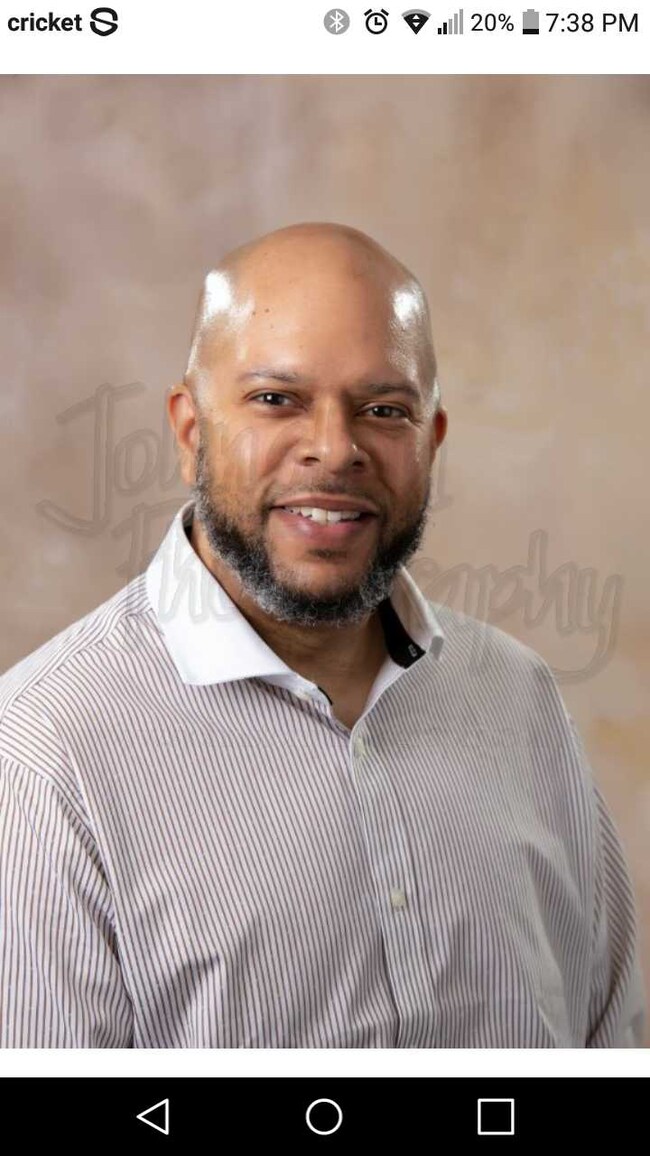 Agent Photo