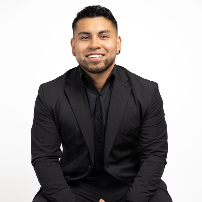 Agent Photo