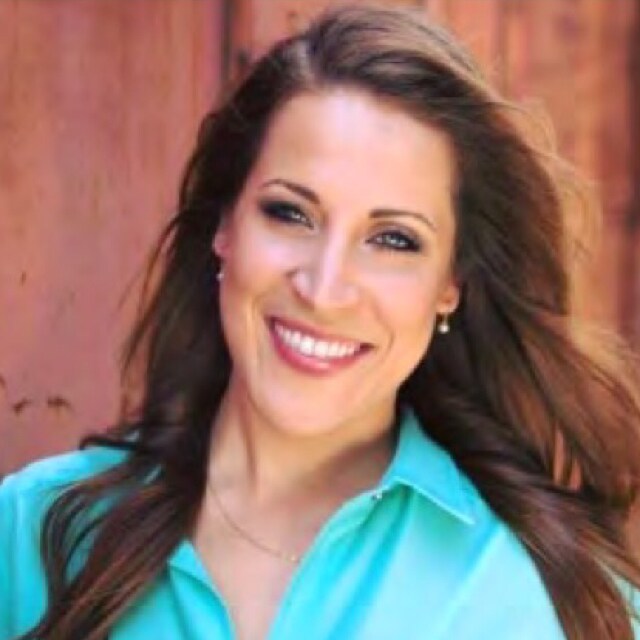 Lauren Tindal Real Estate Agent - Coldwell Banker Realty