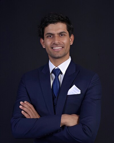 Agent Photo