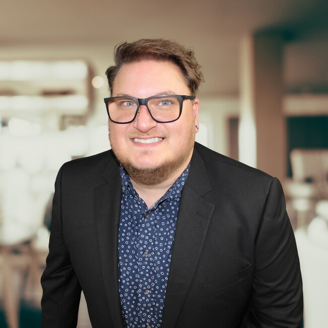 Agent Photo